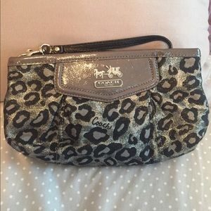 ⚡️SALE NWOT LIMITED EDITION Coach Silver Wristlet