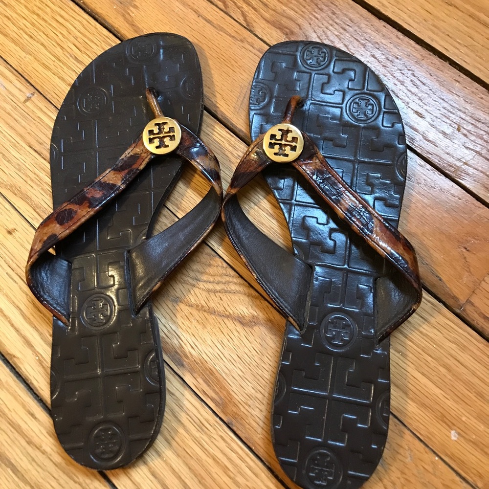 Tory burch flip flops