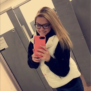 Meet your Posher, Cassie