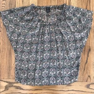 🦋Ella Moss Butterfly Top 🦋