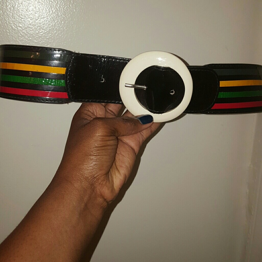 Additional pictures of Vintage FENDI BELT