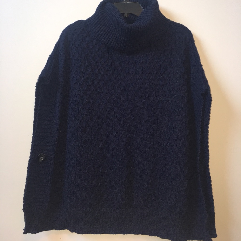 Sleeveless Navy Sweater