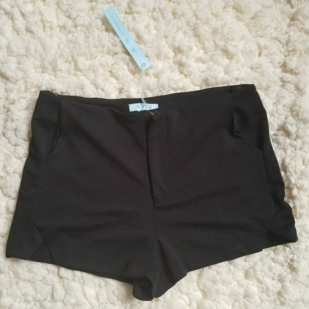 New She and sky black shorts midrise large