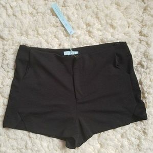New She and sky black shorts midrise large