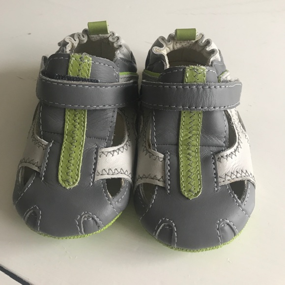 3 6 month shoes 66 robeez other robeez us 3 6 9 month shoes from 3 6 month shoes 66 robeez other robeez us 3 6 9 month shoes from