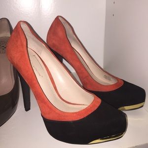 BCBG Pandee Pump * size 8.5 *