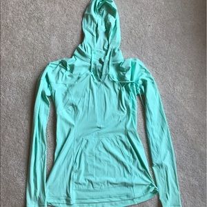 Lululemon athletic top