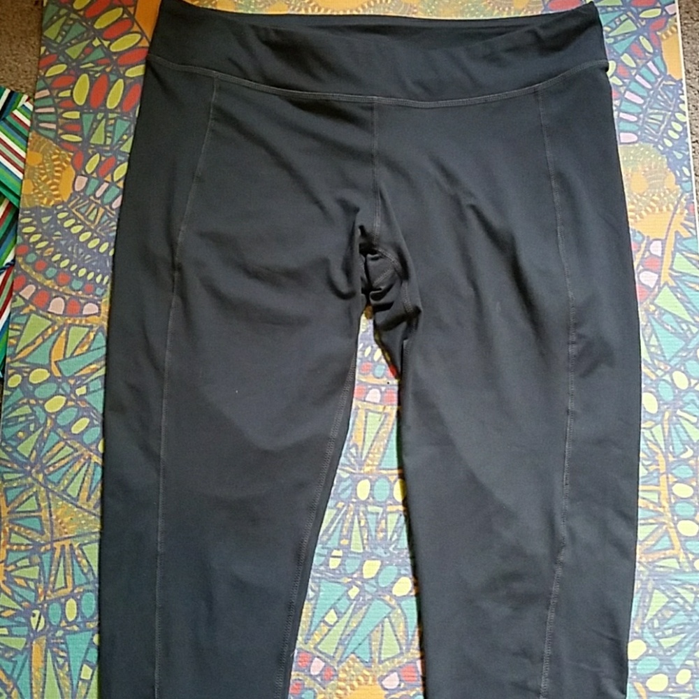 BNWT Merrell leggings