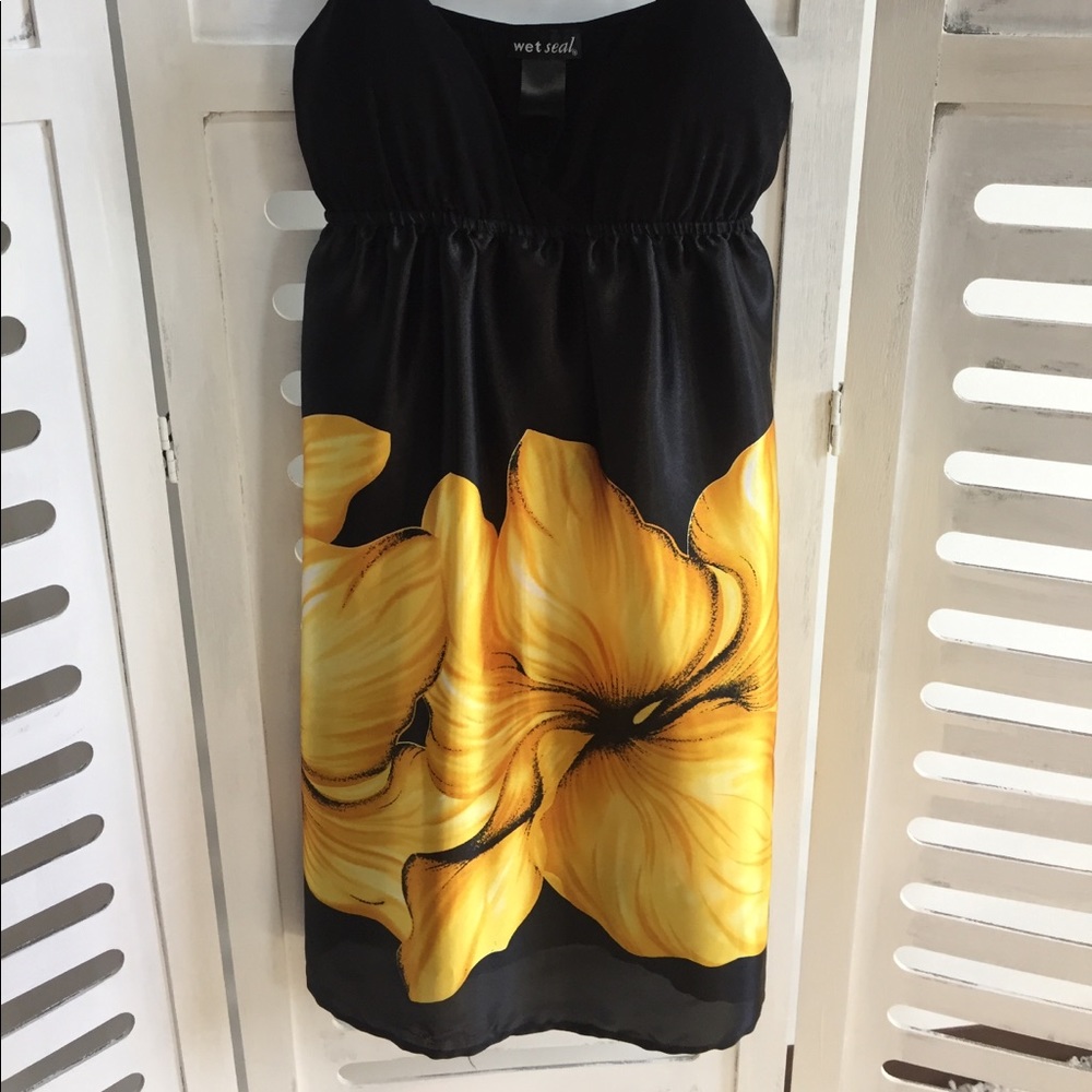 Women's dress