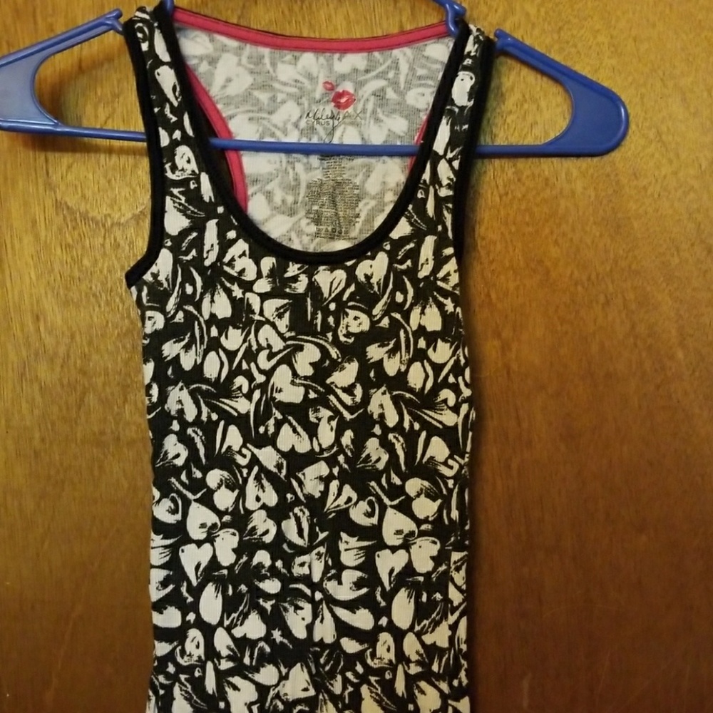 Miley Cyrus tank