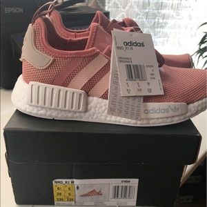 Adidas NMD R1 Salmon Pink 6.5 women