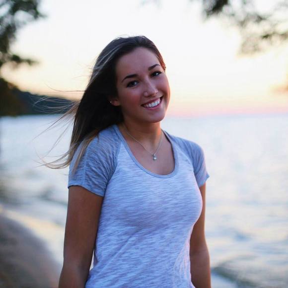 Meet your Posher, Riley - Picture 1 of 1