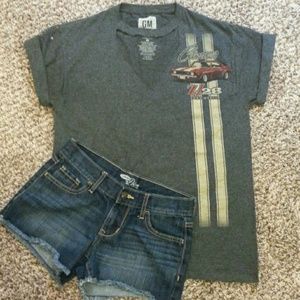 💥SALE💥 🚘GM Z/28 Camaro V-neck Choker Tee🚘