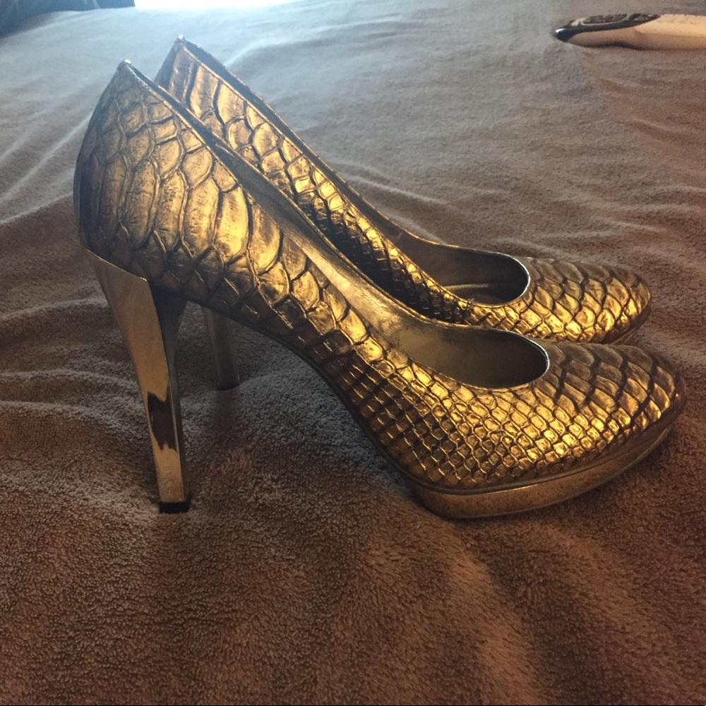 Giani Bini heels size 7.5... in great shape. $60