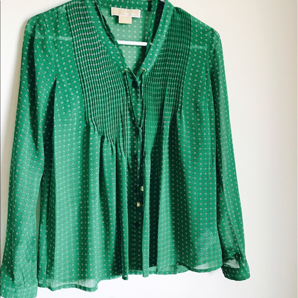 🛑SOLD OTHER PLATFORM🛑 Michael Kors Green Blouse