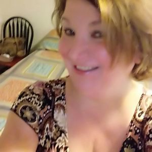 Meet your Posher, Ellen