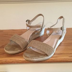 Lands End rope wedge sandals, size 6.5. NWT.