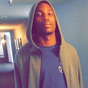 Meet your Posher, Derrick