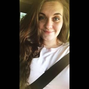 Meet your Posher, Katelyn