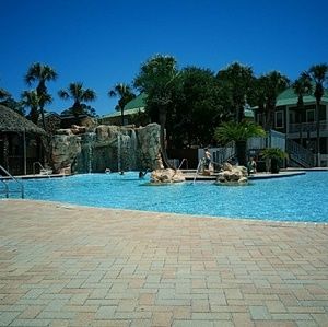 Meet your Posher, Joanie