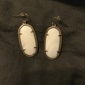 Mother of pearl Elle Kendra Scott earrings