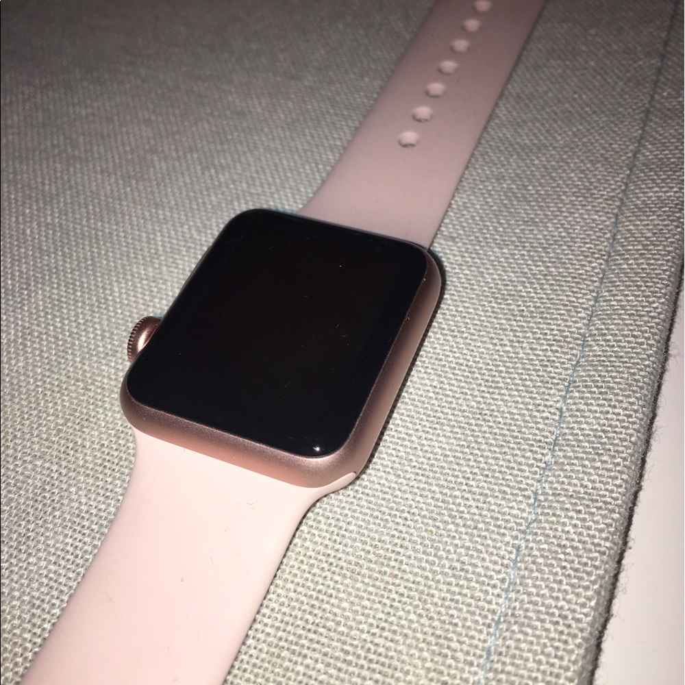 38 mm rose gold aluminum Apple Watch