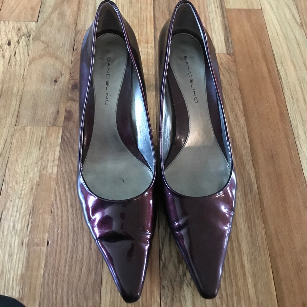 Red wine colored heeled shoes