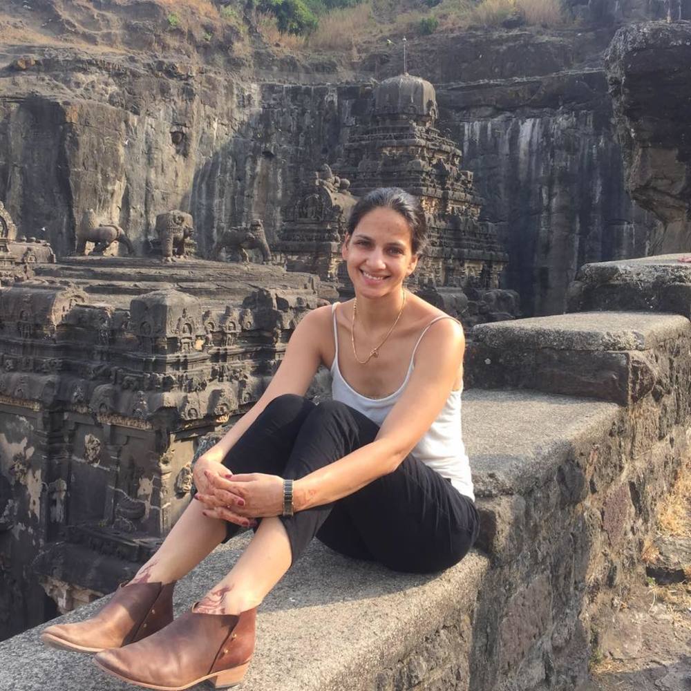 Meet your Posher, Alarica