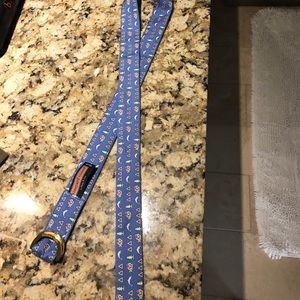 Tri Delta Vineyard Vines Belt