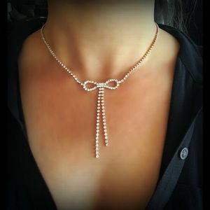 🔥CLEARANCE🔥Crystal Bow Necklace