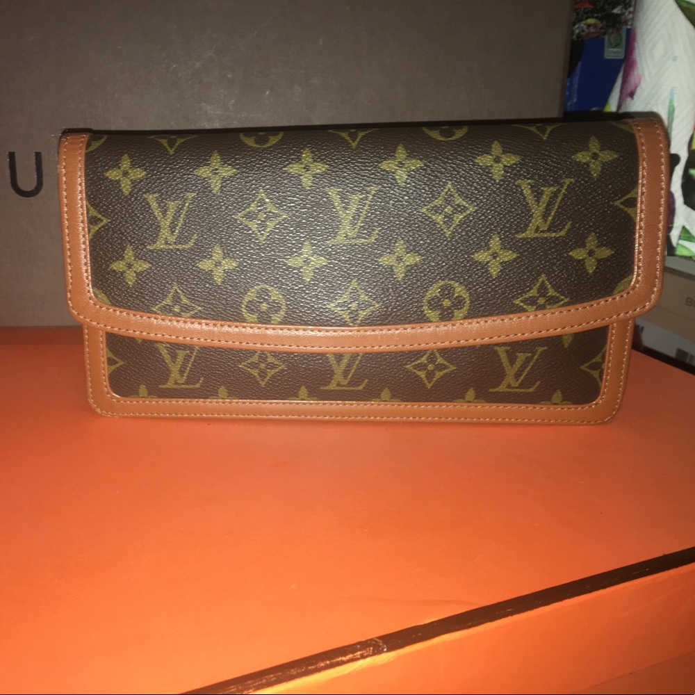 Louis Vuitton Vintage Clutch