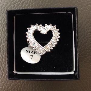 Unique heart ring