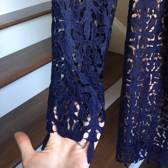 ✨NEW✨Cremieux Lace Dress - Picture 7 of 8