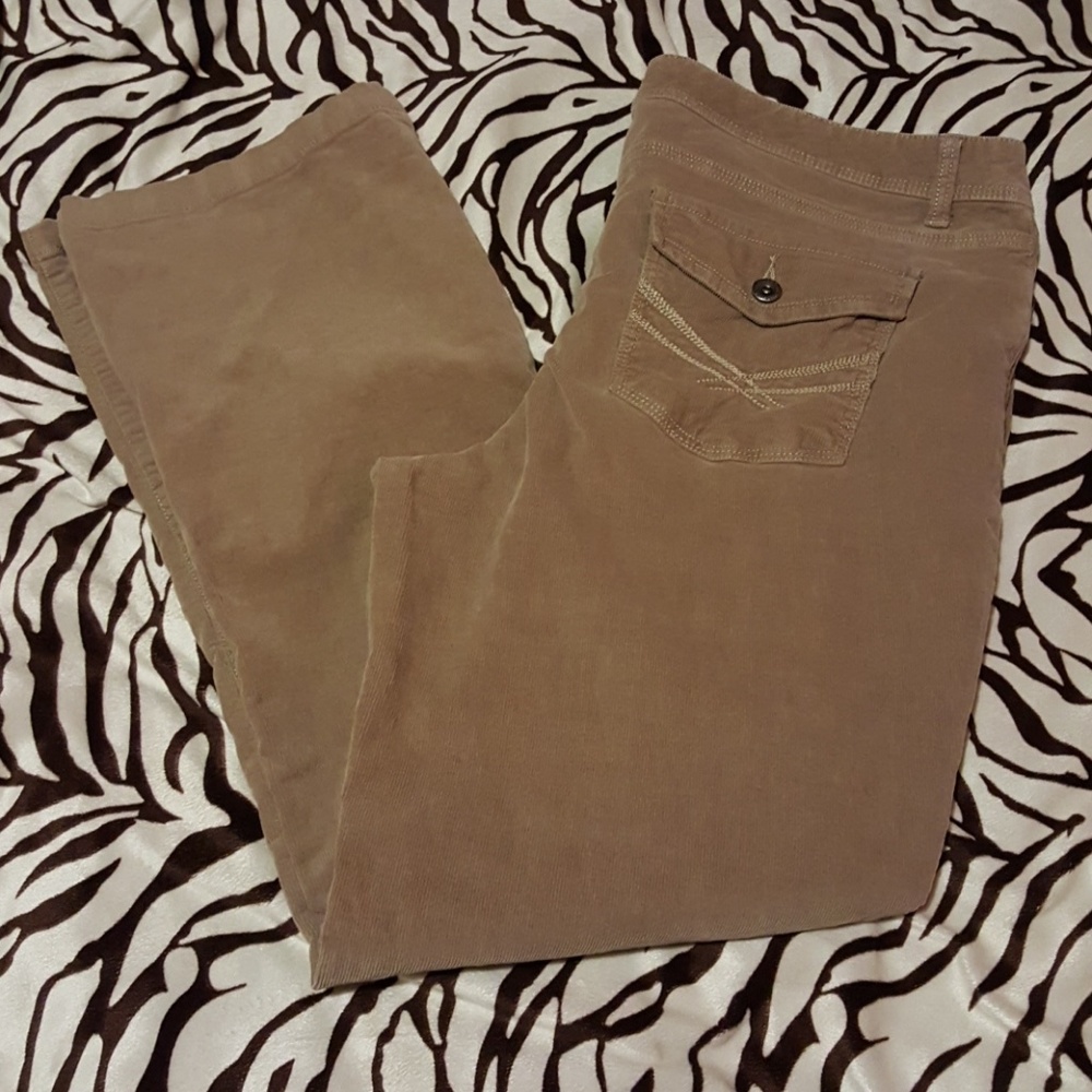 🌹Sonoma Brown Corduroy Pants🌹