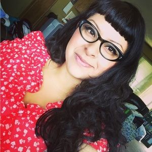 Meet your Posher, Thalia