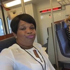 Meet your Posher, Sharee