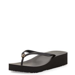 Tory burch wedge flipflop! 🖤