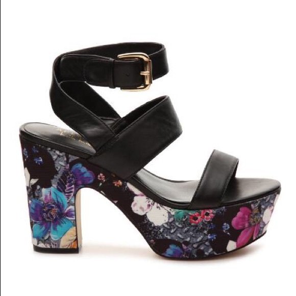 Nicole Miller Shoes - Nicole Miller Pedro Sandal