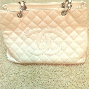 Chanel purse and wallet
