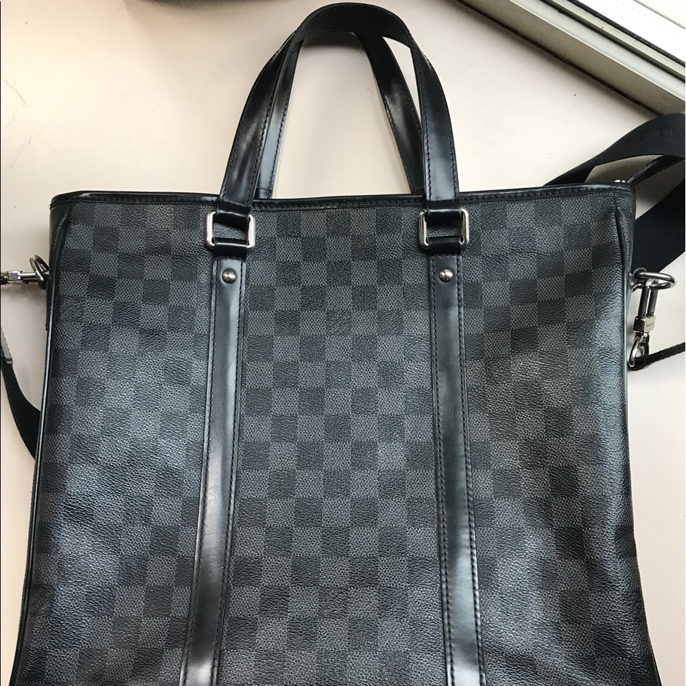 Authentic LV Tadao PM