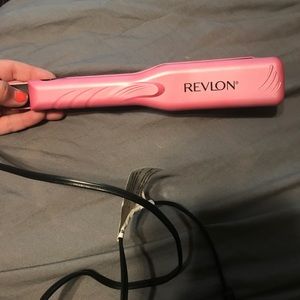 USED ONCE Revlon straightener
