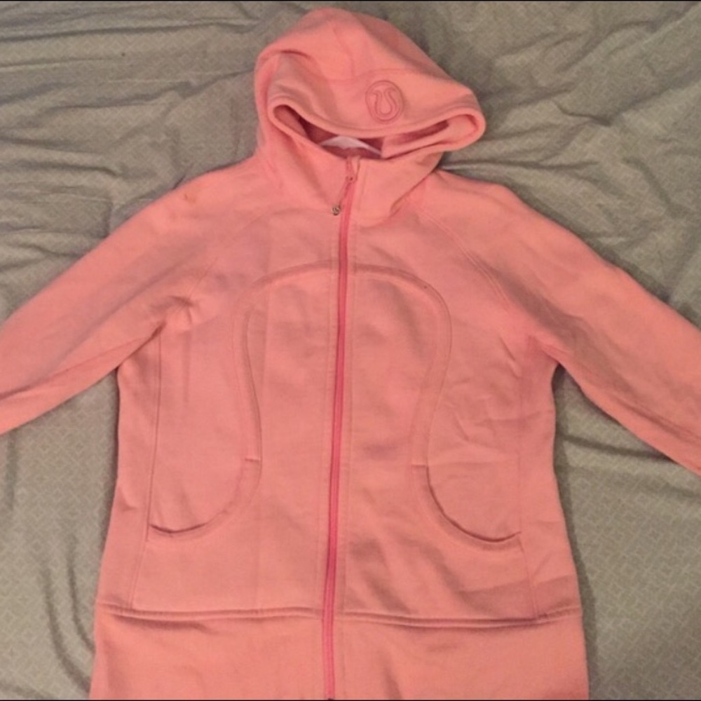 LULULEMON scuba style hoodie