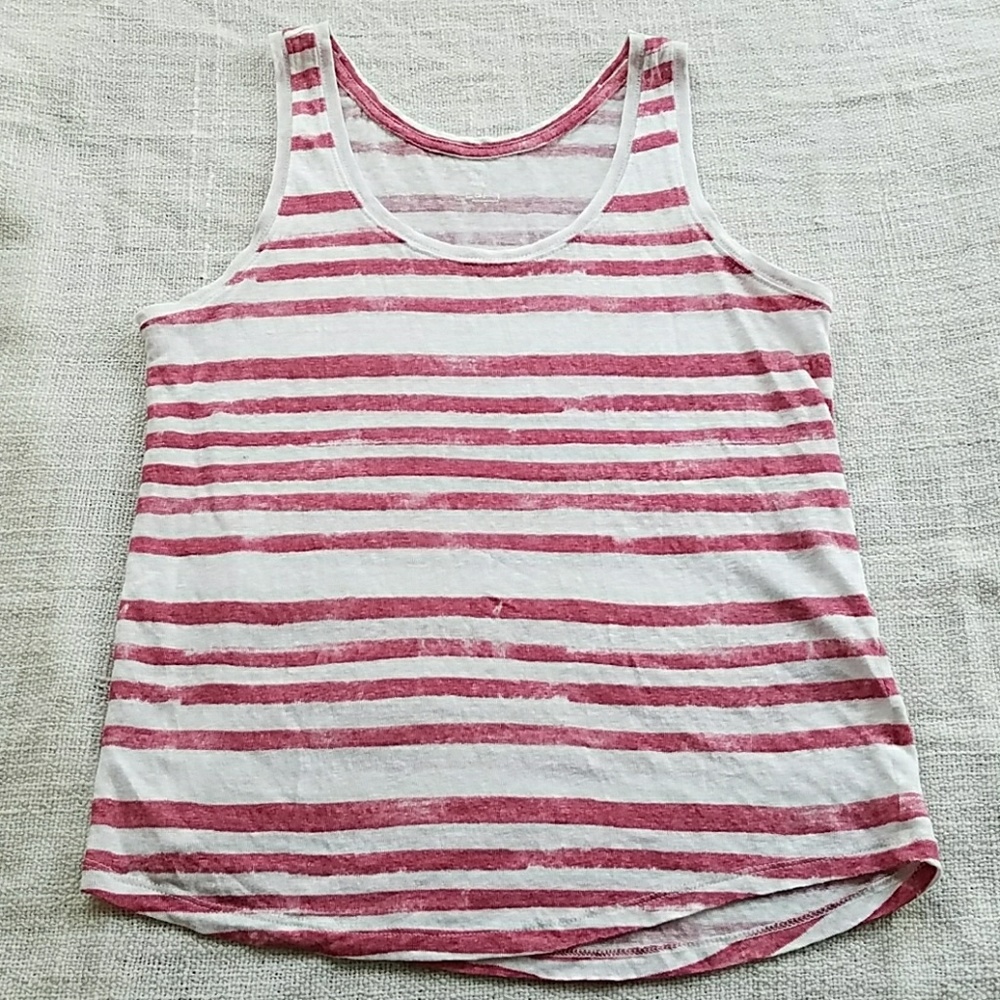 2 FOR $9🌼LOFT Berry Pink and White Tank