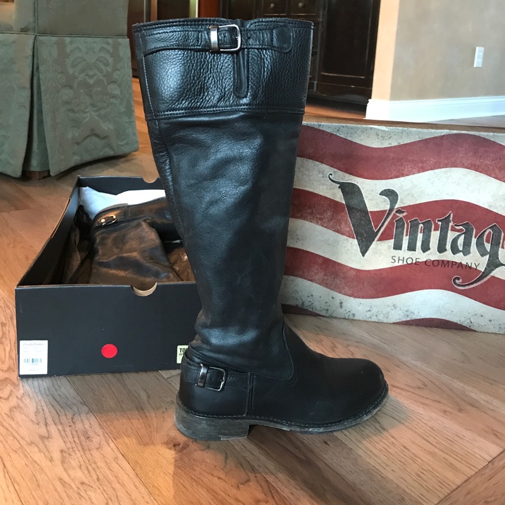 Brooks Brothers Vintage brand black leather boots