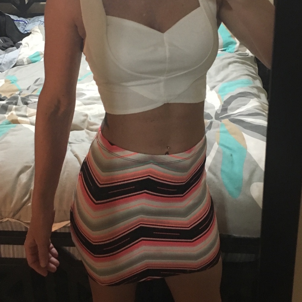 NWOT Multi color mini skirt