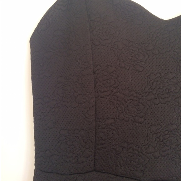 Basic black dress - Picture 3 of 3