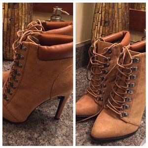 Tan colored boots...... never worn