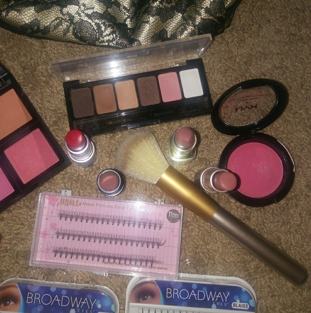 Beauty Bundle!!