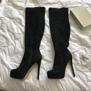 Black suede knee high boots. Sz 38.5