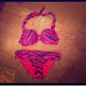 Victoria Secret Bombshell bikini 34 B